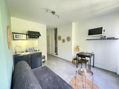 Location Appartement MARSEILLE-2EME-ARRONDISSEMENT 13002