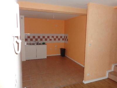 For rent Apartment GUITRES  33
