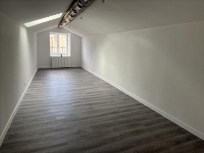 For rent Apartment RIOM 