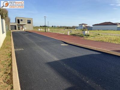 For sale Land GENAS  69