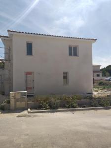 Vente Maison 4 pi�ces LUNEL 34400