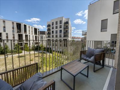 Location Appartement 4 pièces MONTREUIL 93100
