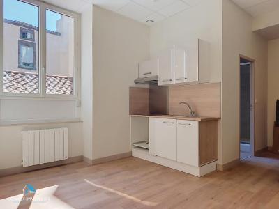 Location Appartement CLERMONT-FERRAND  63