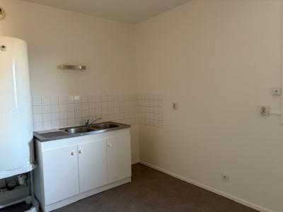 Location Appartement CHATRE 