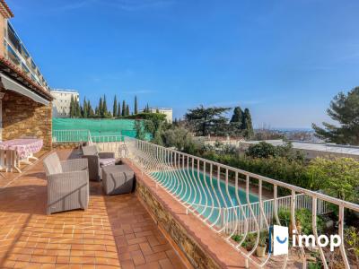Vente Maison 11 pièces TOULON 83000