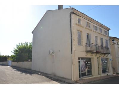 Vente Immeuble ROCHE-CHALAIS 24490