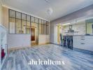 For sale House Saintes  17100 242 m2 7 rooms
