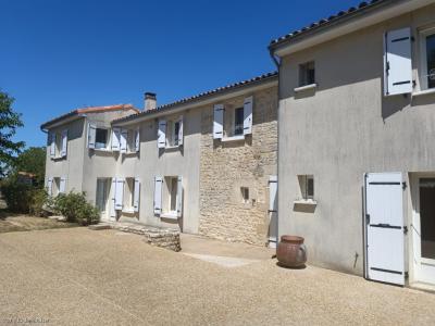 Vente Maison 6 pi�ces BRETTES 16240