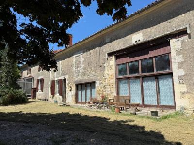 Vente Maison 7 pi�ces VILLEFAGNAN 16240