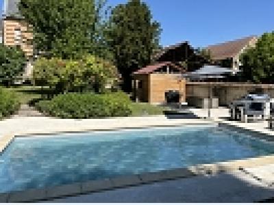 Vente Maison 7 pi�ces FERE-CHAMPENOISE 51230