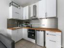 Louer Appartement Paris-18eme-arrondissement 825 euros