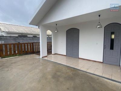 For rent House SAINTE-CLOTILDE 