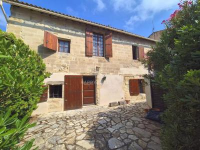 Vente Maison 6 pi�ces MAILLANE 13910