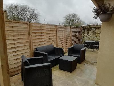 For rent Apartment SAINT-CAPRAIS-DE-BORDEAUX 