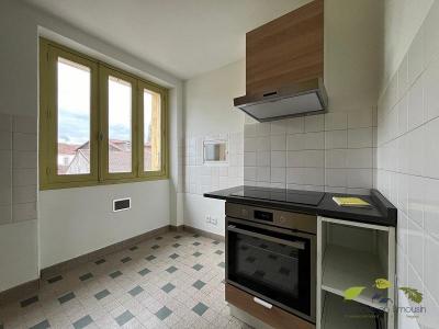 Location Appartement SAINT-LEONARD-DE-NOBLAT 