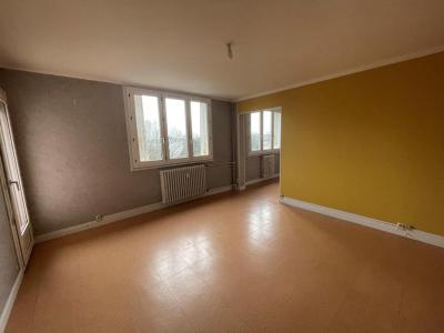 Location Appartement 4 pi�ces PARAY-LE-MONIAL 71600