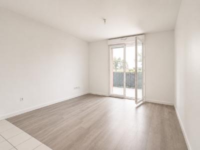 For sale Apartment RIS-ORANGIS GARE