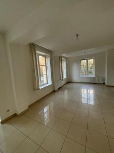 Location Appartement CRAMOISY 