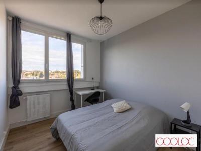 Location Appartement PIERRE-BENITE 69310