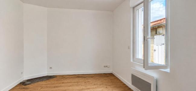 Location Appartement SOISSONS  02