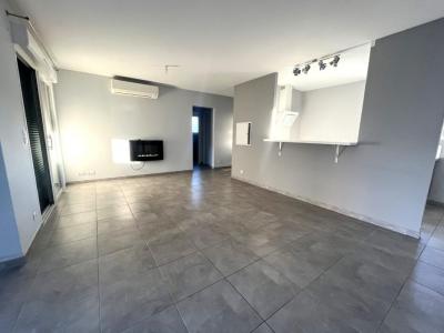 Location Appartement SANTA-LUCIA-DI-MORIANI 