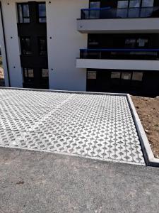 Location Parking ORNEX  01