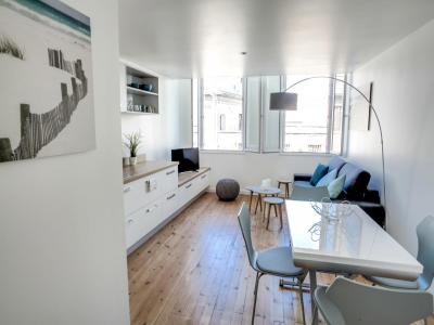 Location Appartement BORDEAUX  33