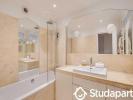 Louer Appartement Paris-20eme-arrondissement 3750 euros