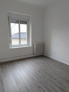 Location Appartement LONGLAVILLE 