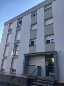 Location Appartement 4 pi�ces PONT-DE-ROIDE 25150
