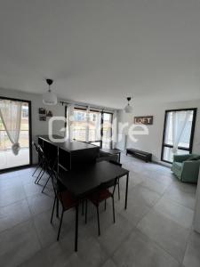 For rent Apartment CALUIRE-ET-CUIRE 