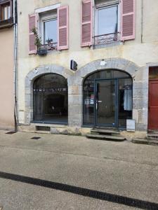 Location Commerce VESOUL 70000