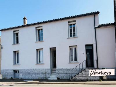 Vente Maison 8 pi�ces CHATAIGNERAIE 85120