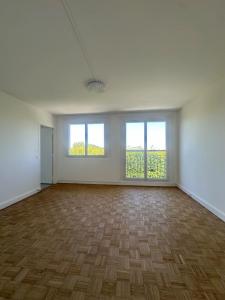 For rent Apartment SAINT-CLOUD  92