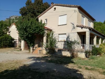 Vente Maison 7 pi�ces BUIS-LES-BARONNIES 26170