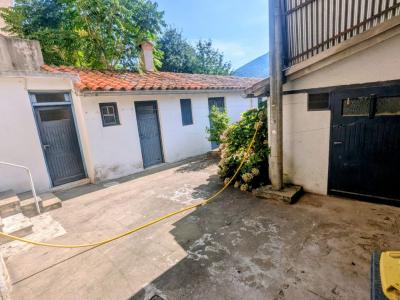Vente Maison 9 pi�ces ARLES-SUR-TECH 66150