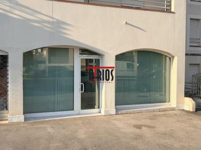 Vente Bureau HYERES 83400