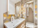 Louer Appartement Paris-18eme-arrondissement 5740 euros