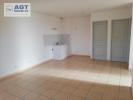 Louer Appartement 55 m2 Crevecoeur-le-grand