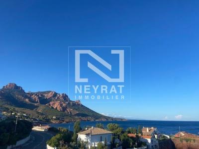 Vente Maison 6 pi�ces SAINT-RAPHAEL 83700