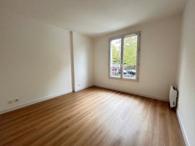 For rent Apartment BRUNOY GARE