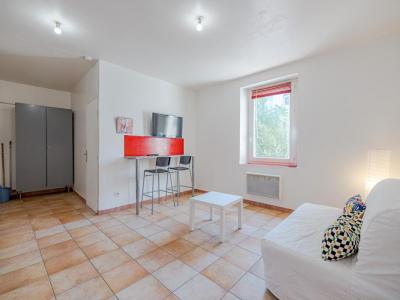 Location Appartement 2 pièces MARSEILLE-11EME-ARRONDISSEMENT 13011