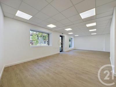 For rent Commercial office SAINT-LAURENT-D'AGNY  69