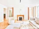 Louer Appartement Paris-10eme-arrondissement 8000 euros