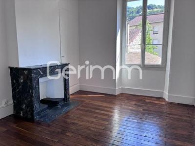 Location Appartement 4 pi�ces VOIRON 38500