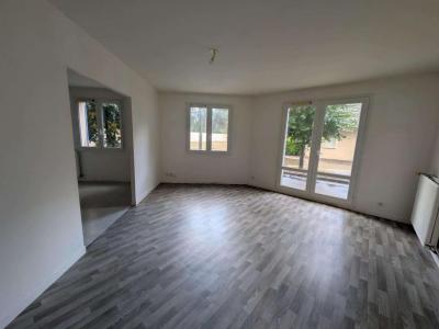 Location Appartement 4 pi�ces BAR-SUR-AUBE 10200