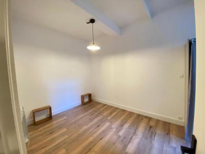 Location Appartement NIMES 