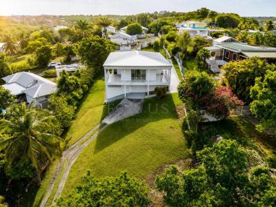 Vente Maison 5 pi�ces SAINTE-ANNE 97180