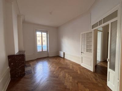 Location Appartement 4 pièces LYON-3EME-ARRONDISSEMENT 69003