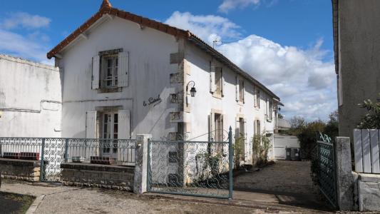 Vente Maison 3 pi�ces SAINT-GELAIS 79410